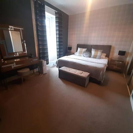 Stunning Riverside Town House With Views Ayrshire Girvan Luaran gambar