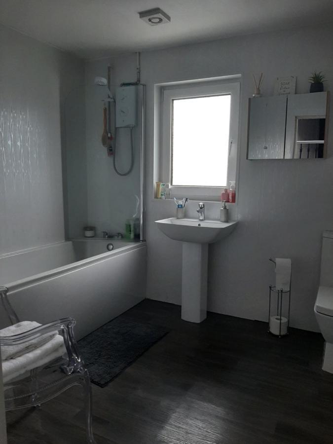 Stunning Riverside Town House With Views Ayrshire Girvan Luaran gambar